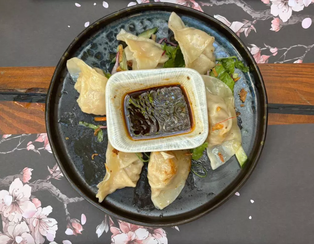 Vietnamese dumplings with dipping sauce
